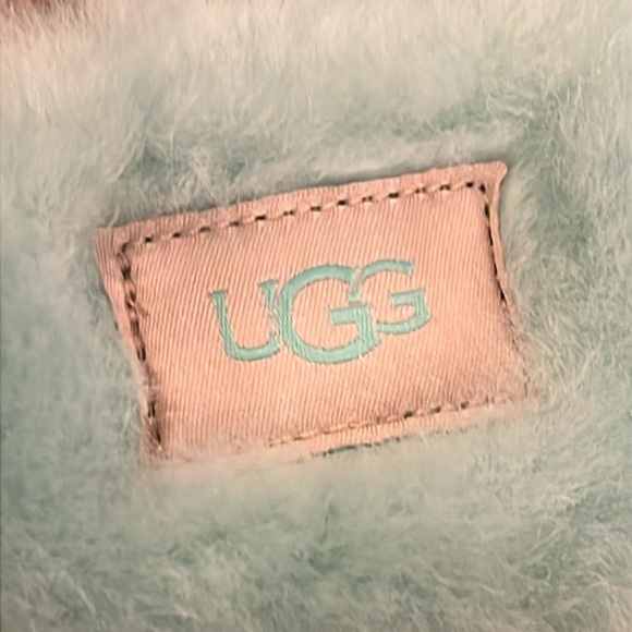 Ugg Fluff II Sheepskin Slide Shoes Sandals new green Womens Size 6 - Picture 7 of 13